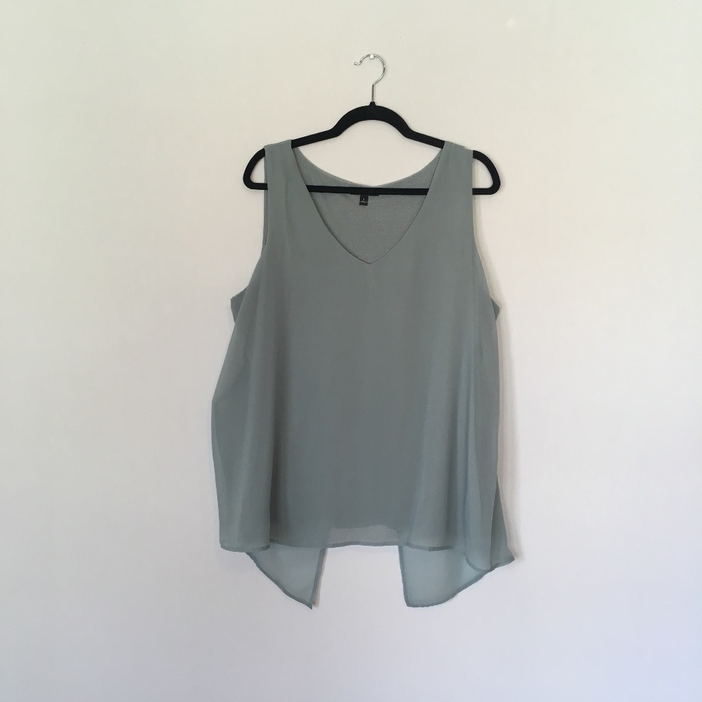 Simply Vera Vera Wang Layered V-Neck Top Size L